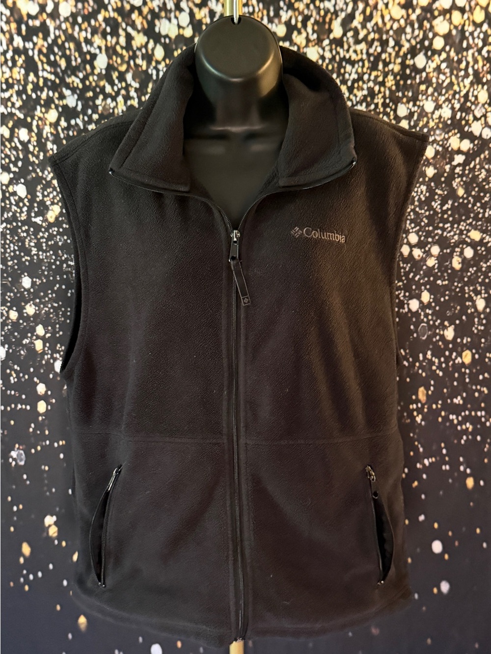 Columbia Black Fleece Zip Up Vest - Large